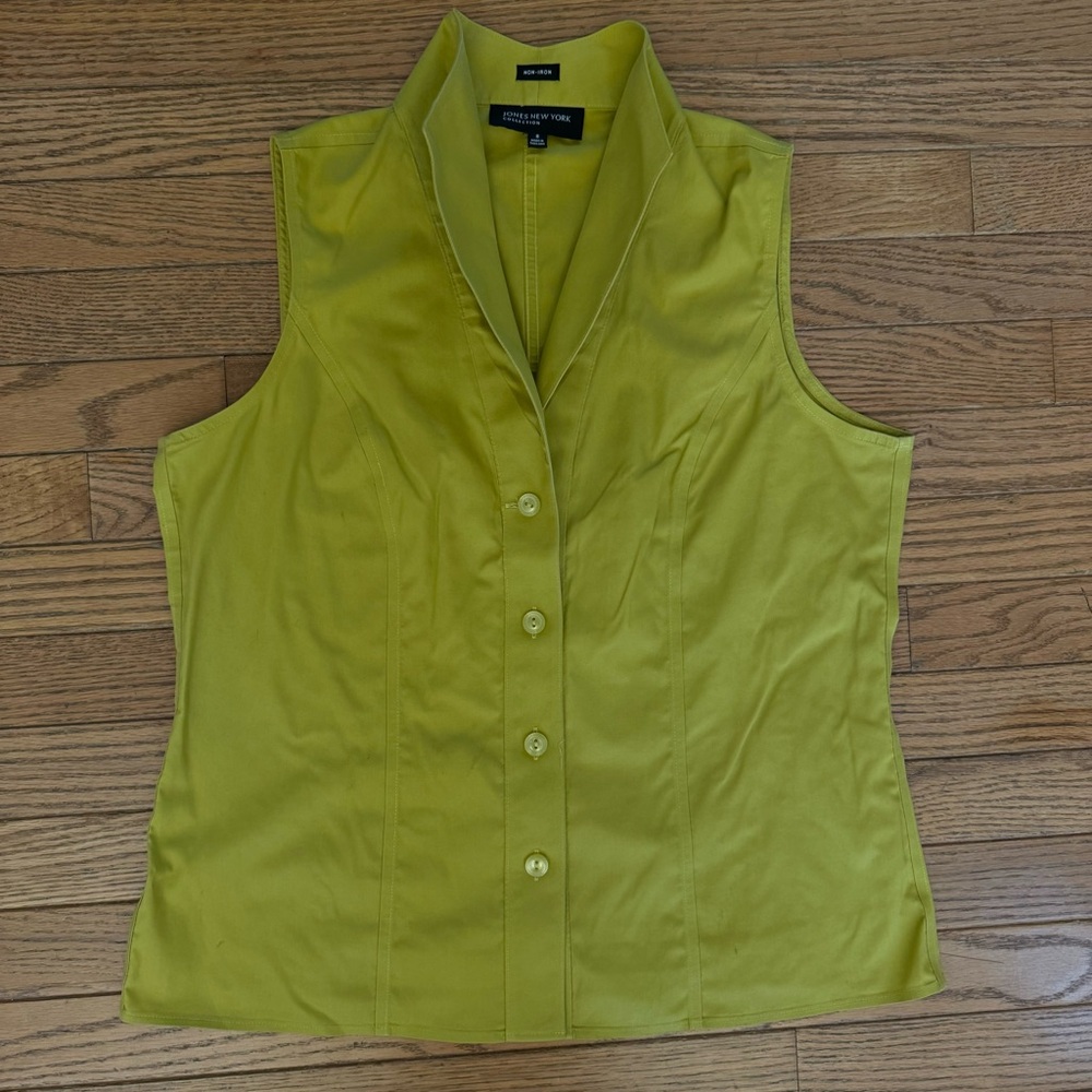Jones New York Green Sleeveless Button Down Shirt